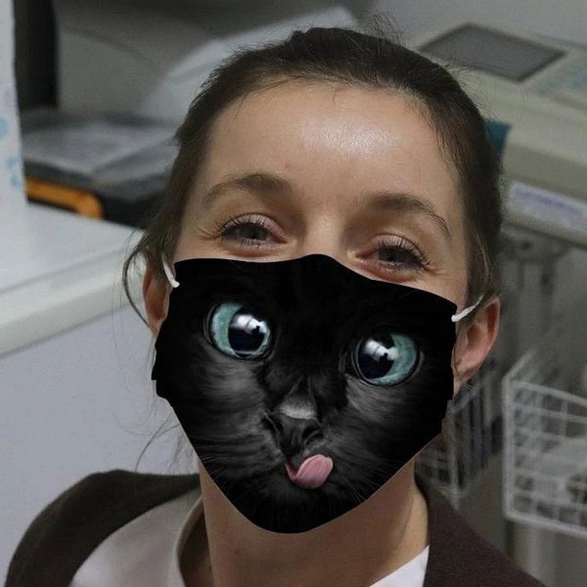 बिल्ली का चेहरा मुखौटा काला