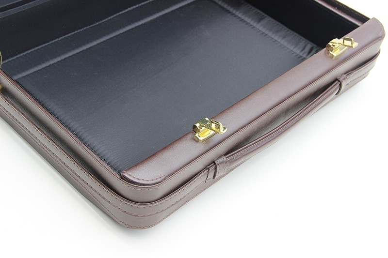 नोटबुक और लैपटॉप के लिए चमड़े का सूटकेस